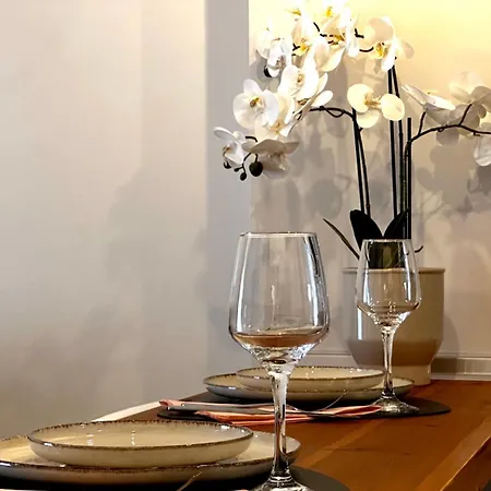 アパート Elephant カヴァラ